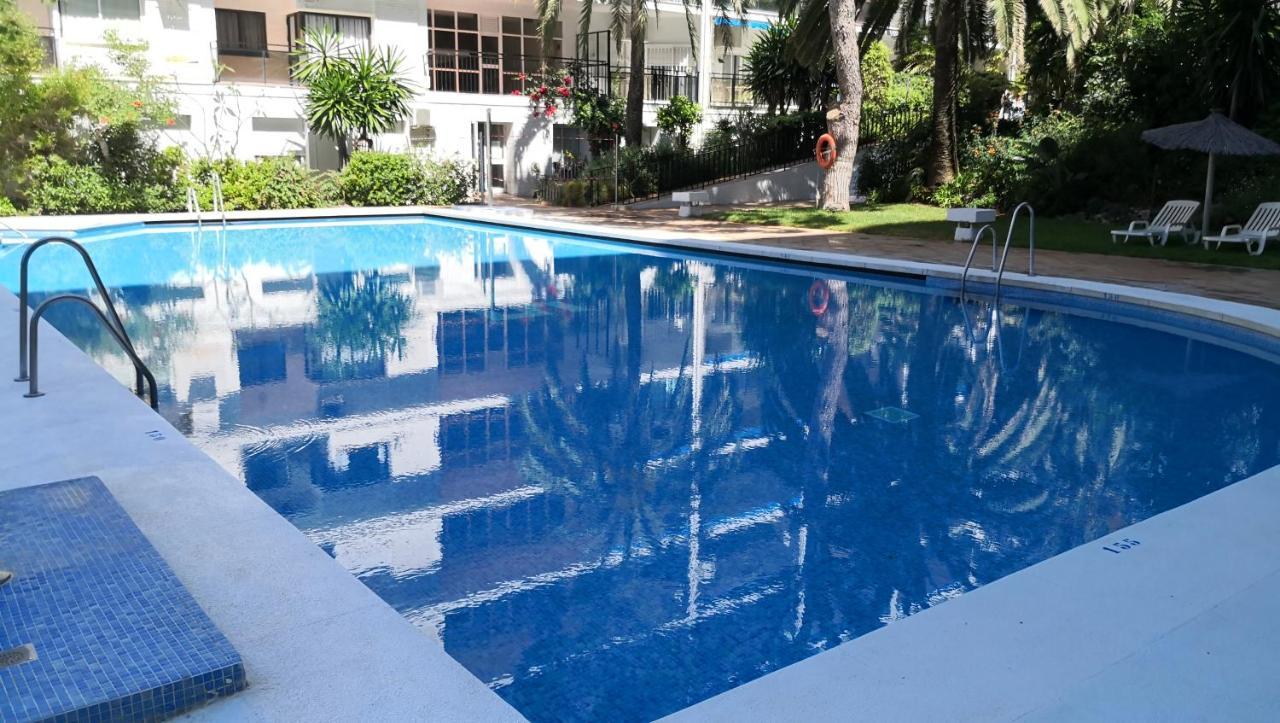 Skol 420C Fantastico 1 Dormitorio Primera Linea De Playa Marbella Bagian luar foto