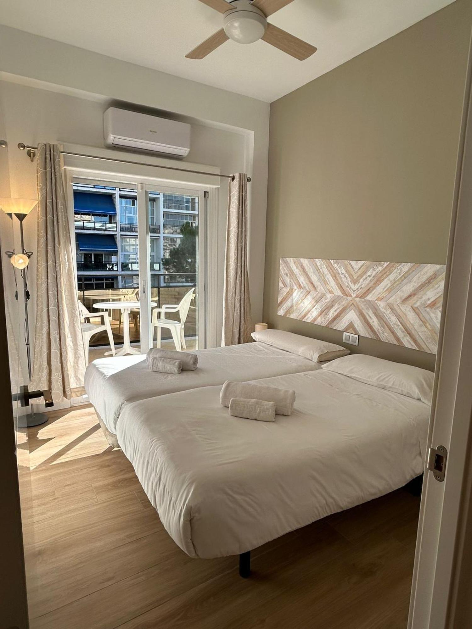 Skol 420C Fantastico 1 Dormitorio Primera Linea De Playa Marbella Bagian luar foto